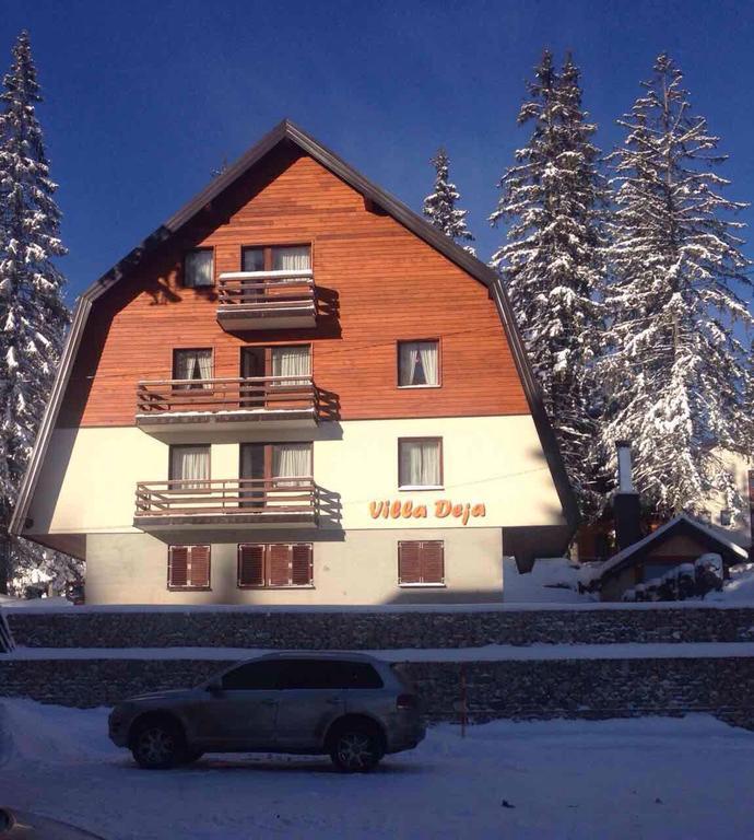 Apartments Villa Deja Яхорина Екстериор снимка