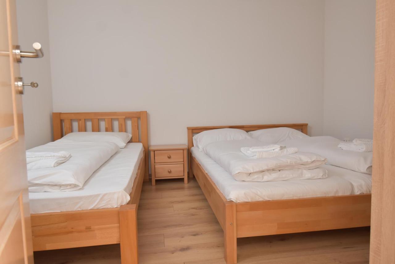 Apartments Villa Deja Яхорина Екстериор снимка