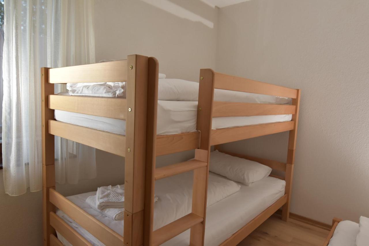 Apartments Villa Deja Яхорина Екстериор снимка