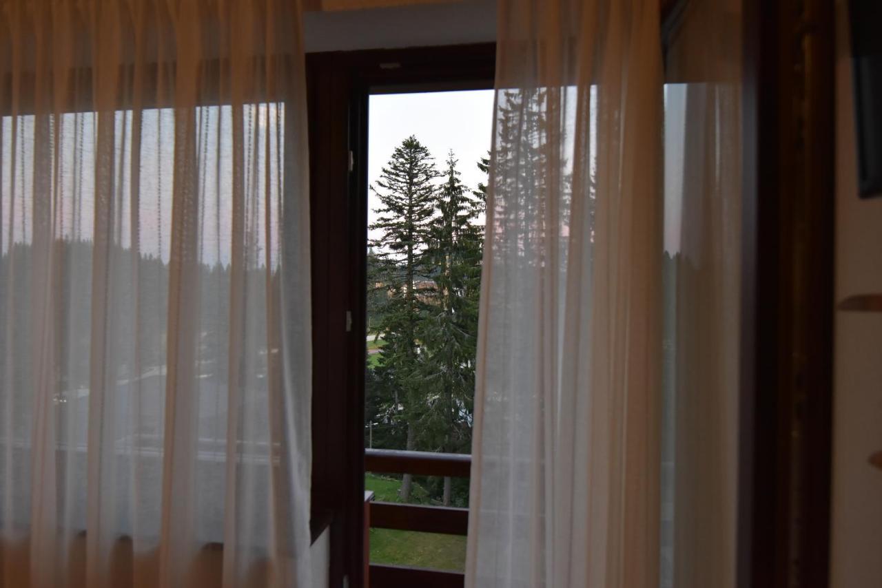 Apartments Villa Deja Яхорина Екстериор снимка