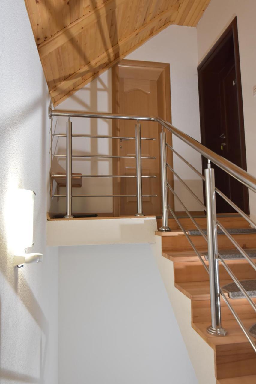 Apartments Villa Deja Яхорина Екстериор снимка